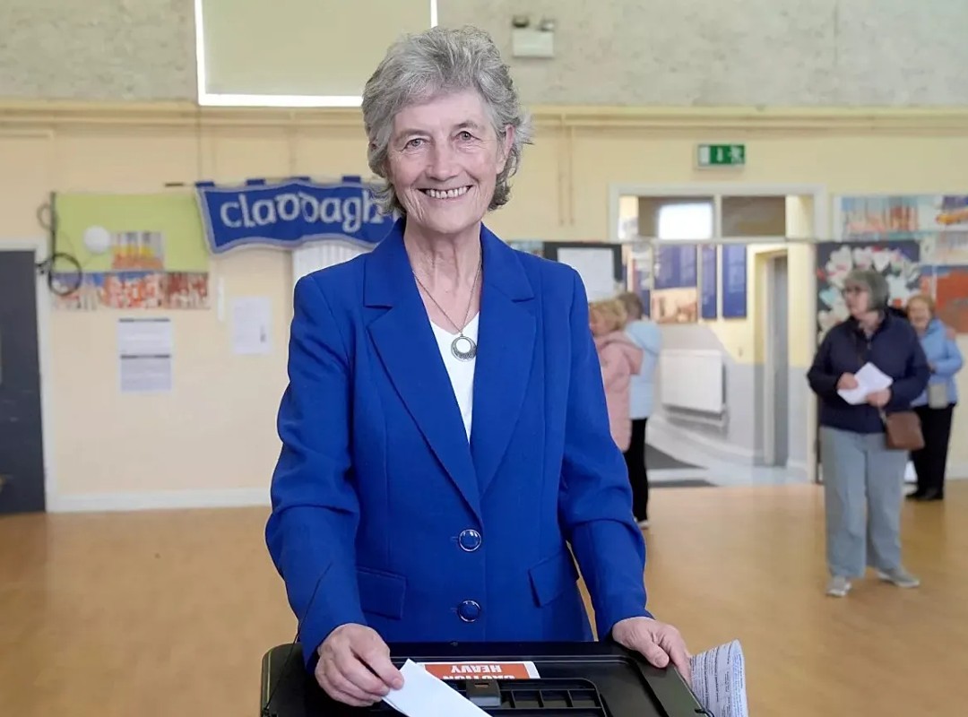 Candidata de izquierda Connolly ganó las presidenciales en Irlanda