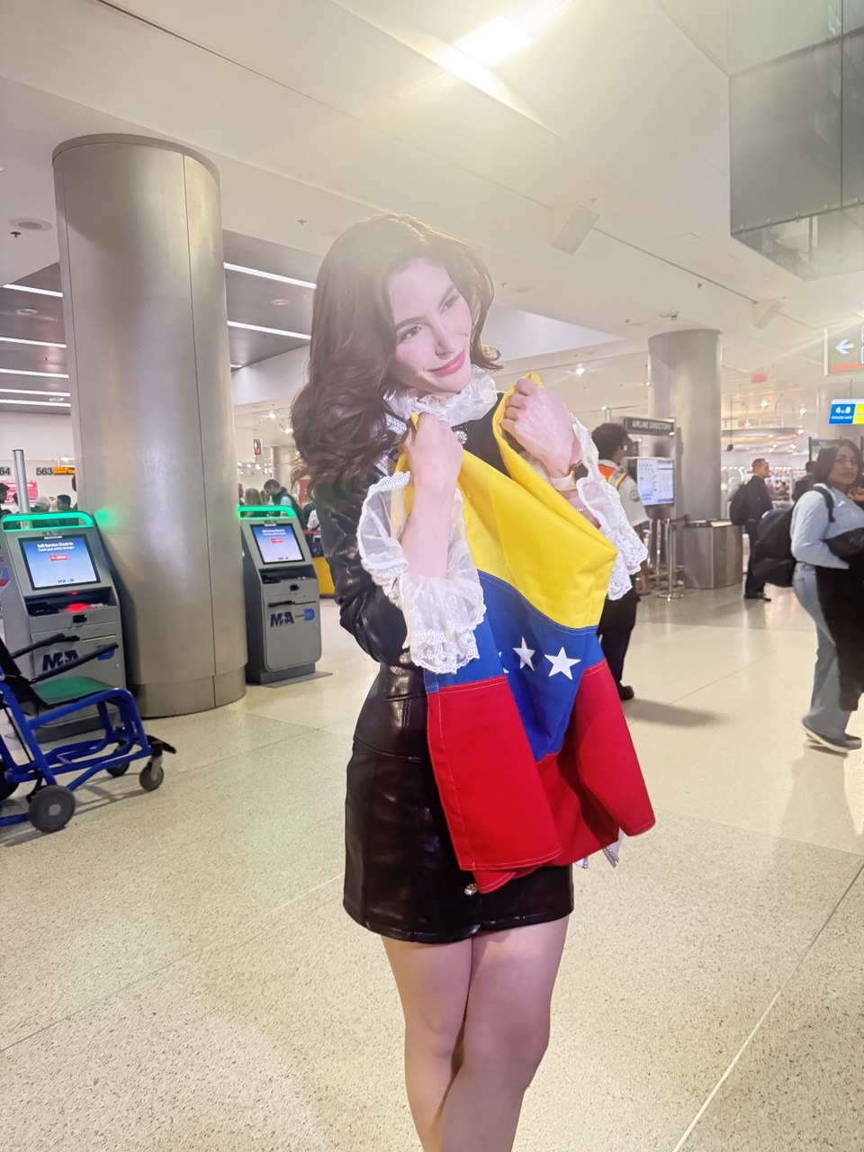 La reina de belleza habló de algunos de los colores que podría usar en la concentración del Miss Universo. Foto: María Beatriz Manzano | El Nacional