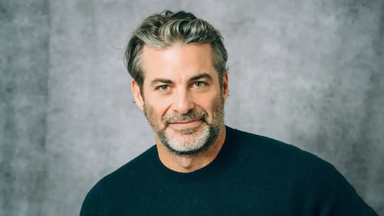 ¿Quién es Jim Curtis, la pareja de Jennifer Aniston?