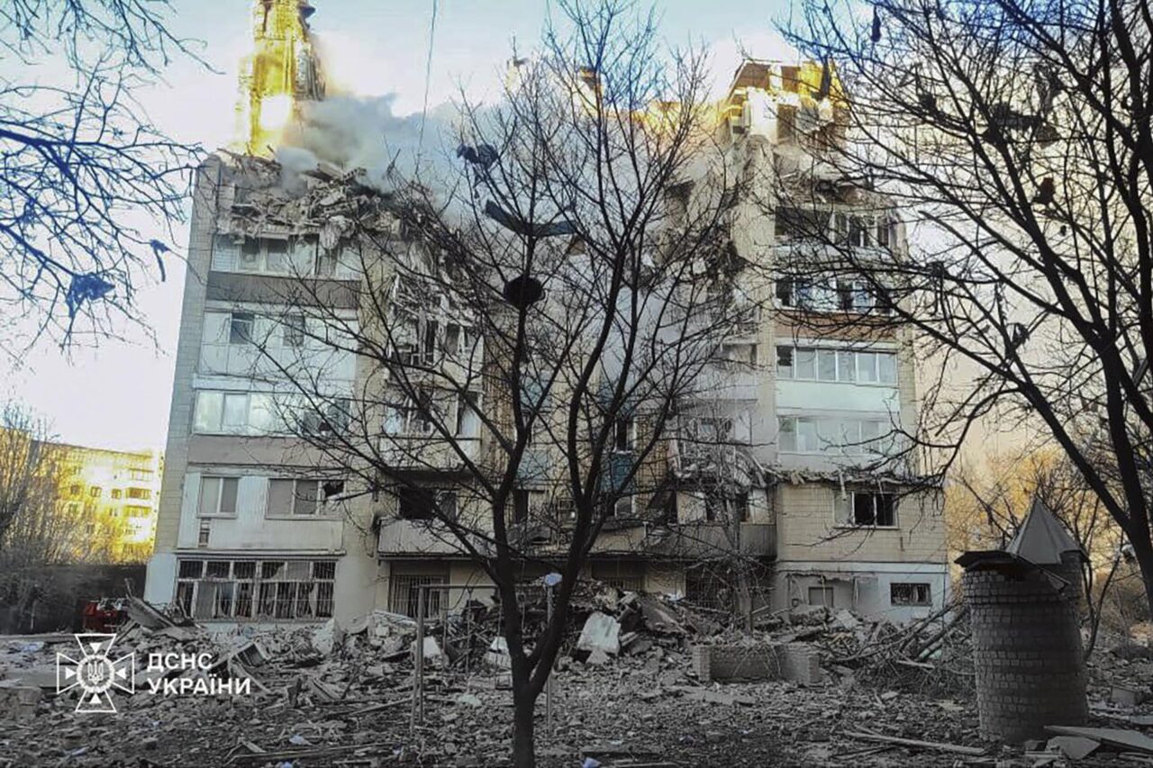 At least 9 killed, dozens injured in Russian strikes on western Ukraine's Ternopil