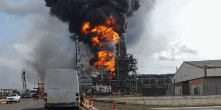 incendio Petrocedeño
