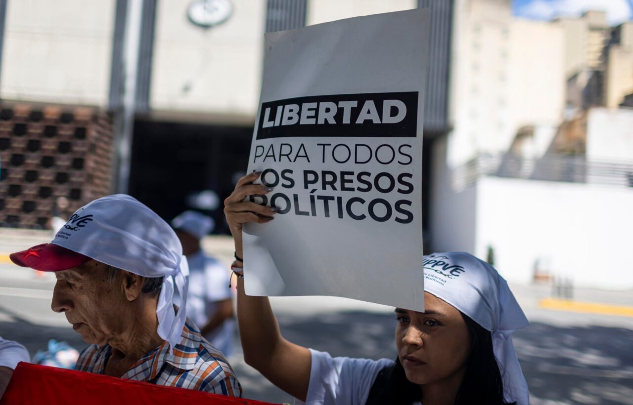 political prisoners (1)