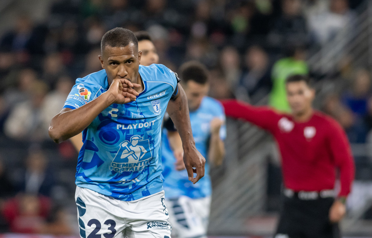 Salomón Rondón podría ser una inspiración en el Pachuca