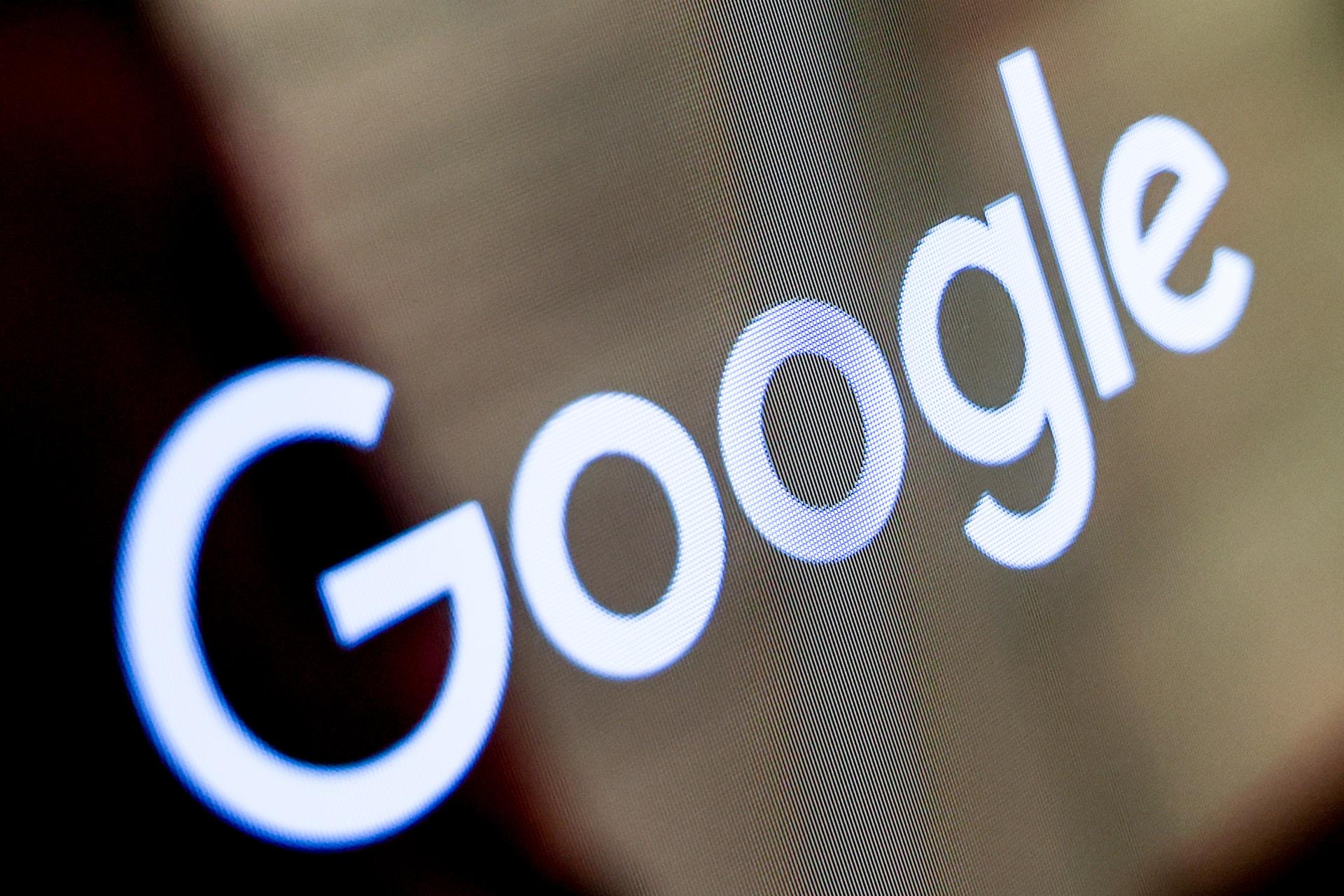 Google desarrolla una IA que anticipa los cambios de carril en vehículos