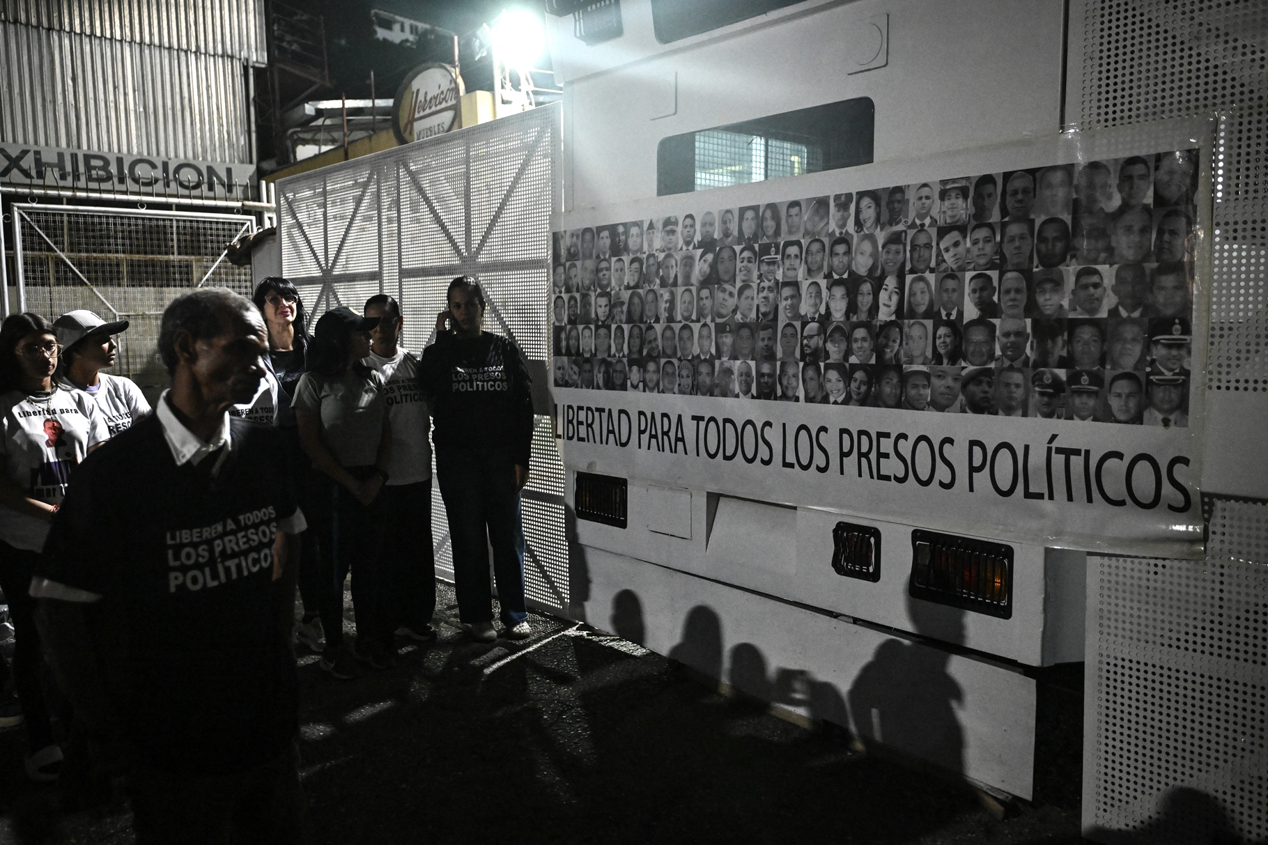 María Corina Machado se afianza como líder de la oposición y desplaza a Delcy Rodríguez en aceptación