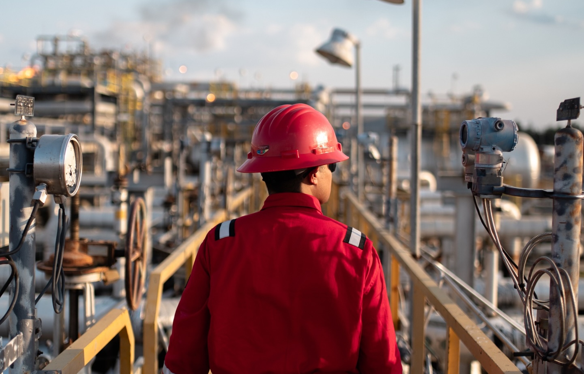 Análisis de entorno: El gen de la autodestrucción en YPF y Pdvsa, y los límites del Estado empresario