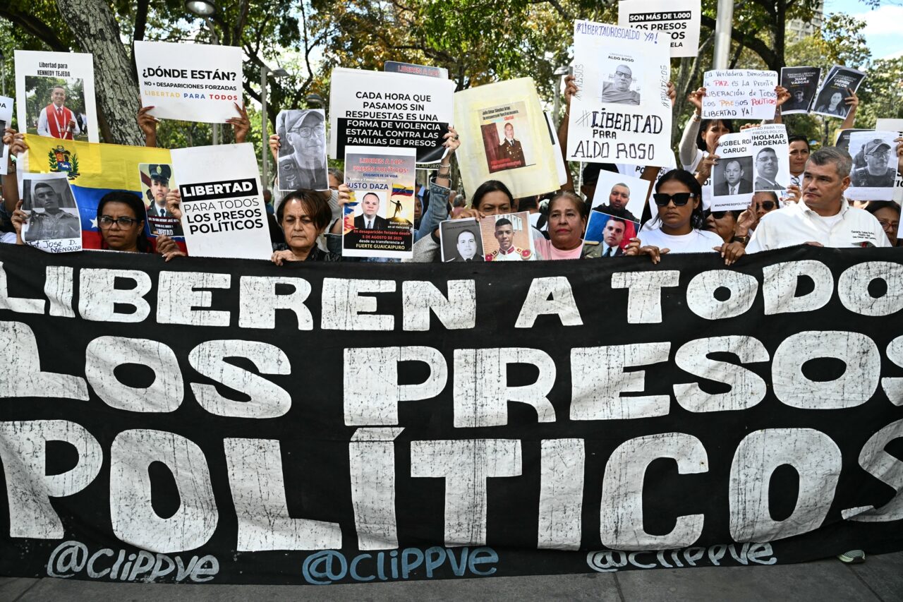 Penal Forum reports the release of 266 political prisoners since January 8 Penal Forum reports the release of 266 political prisoners since January 8