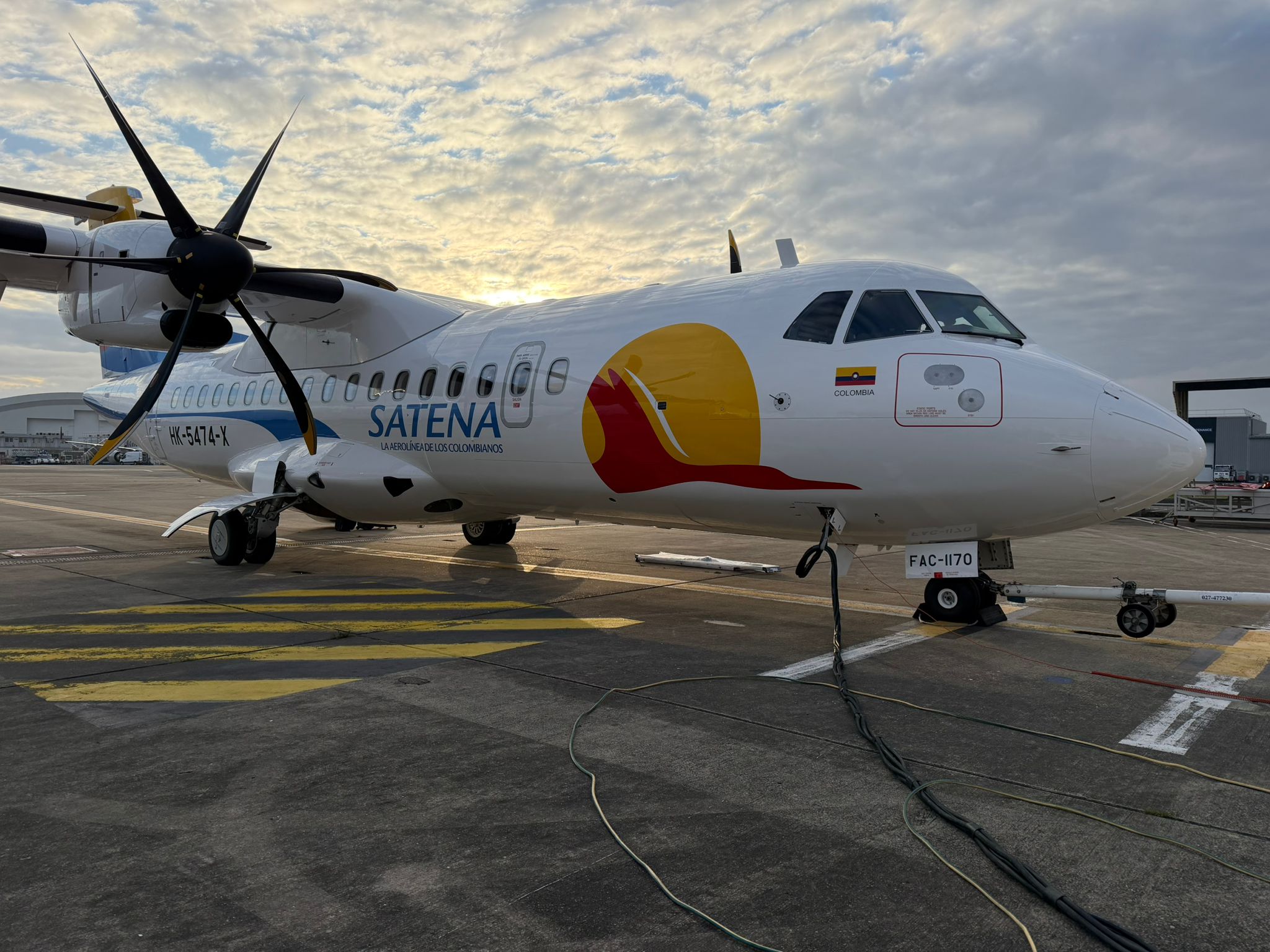 Avión de la compañía colombiana Satena con 15 personas desaparece