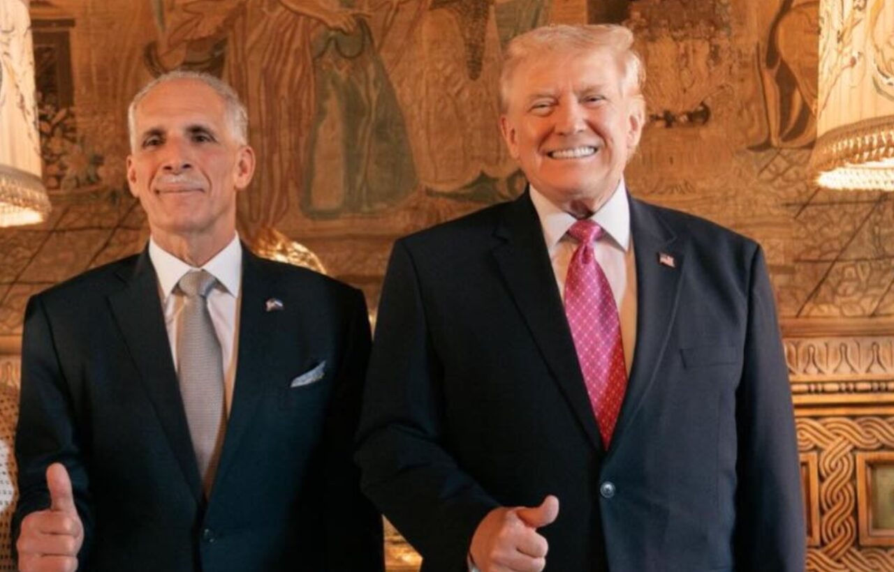 Trump (2)