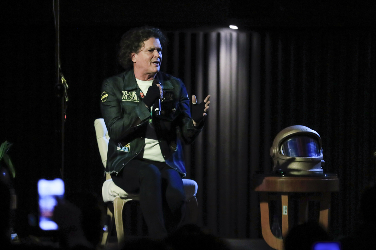 Carlos Vives anuncia su regreso a los escenarios de Colombia con su gira Tour al Sol