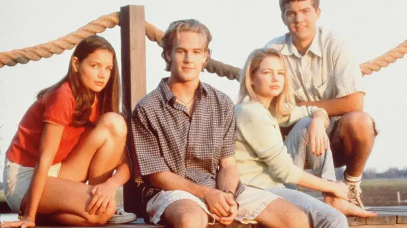 Van Der Beek y sus coprotagonistas de Dawson's Creek fotografiados en 1997. Getty Images