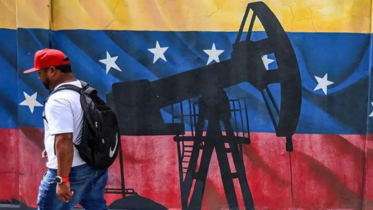 Venezuela eliminó cláusula para poder anular contratos petroleros que dañen el "interés público"
