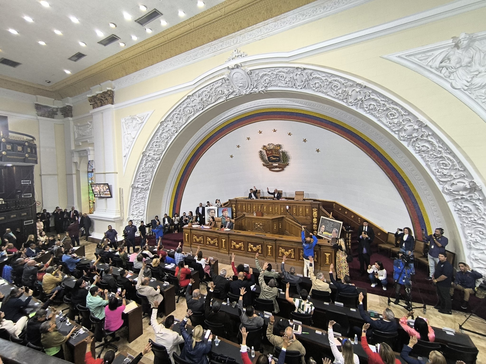 Cover image for Venezuela's Amnesty Law for Political Prisoners Published and Promulgated