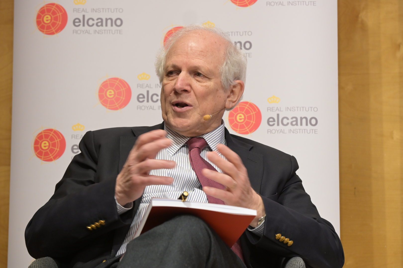 transición en Venezuela, Carlos Malamud