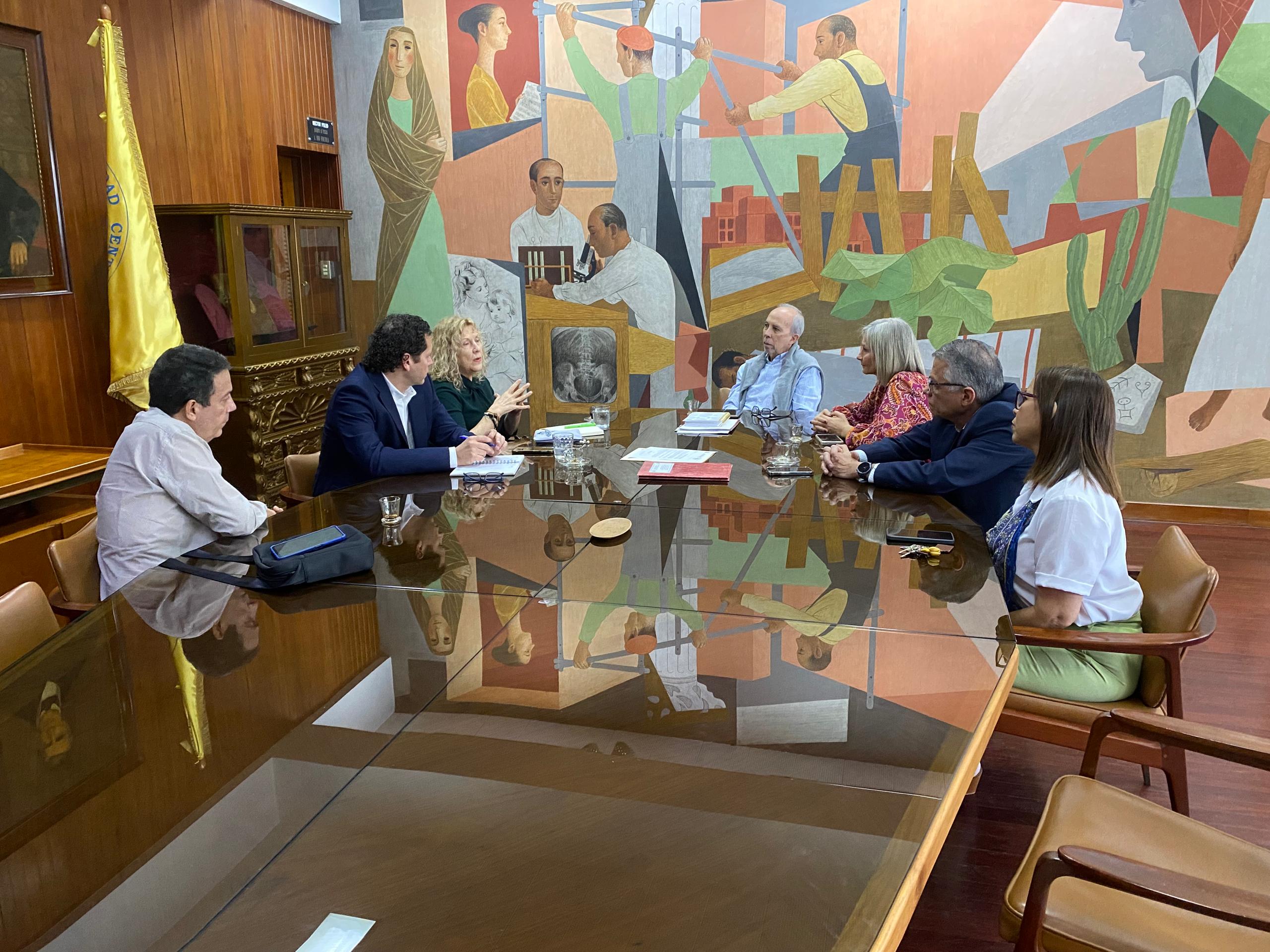 Autoridades de la UCV sostuvieron encuentro con la ministra de Educación Universitaria