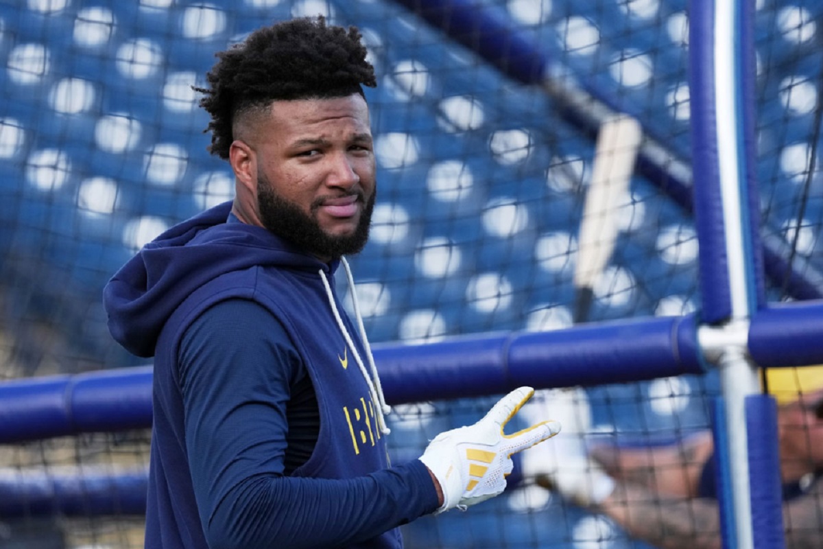 Jackson Chourio inicia la temporada lesionado