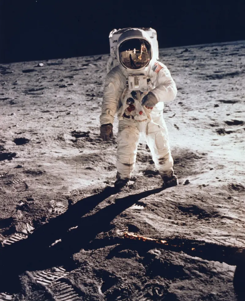 ¿Por qué los astronautas de Artemis II no pisarán la Luna como en las misiones Apolo a pesar de los enormes avances tecnológicos de los últimos 50 años?