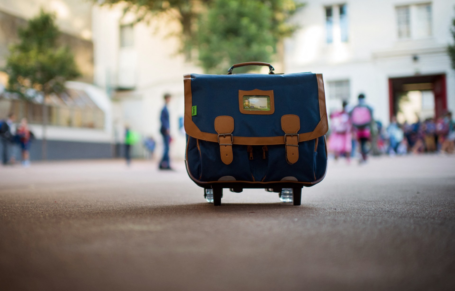 París suspende a 31 monitores escolares en tres meses por presuntos abusos sexuales