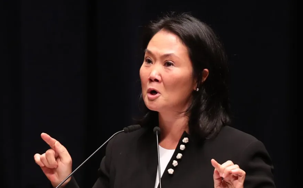 Keiko Fujimori agradece apoyo en los sondeos a una semana de las elecciones en Perú