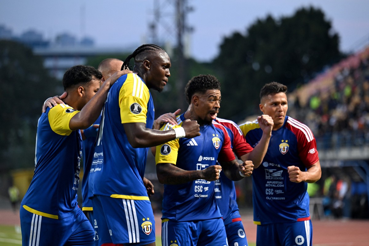 UCV debutó con el pie derecho en la Copa Libertadores al batir a Libertad 3-1