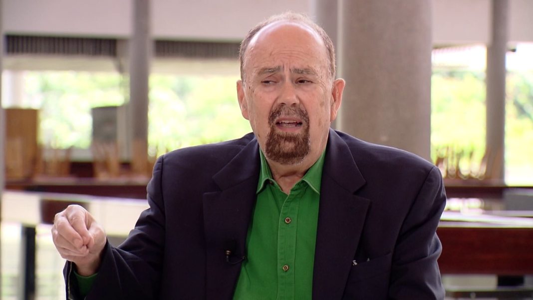 El profesor Combellas y el Espíritu de la Navidad