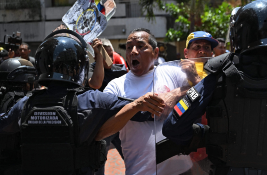 Protesta en Caracas Foto:AFP