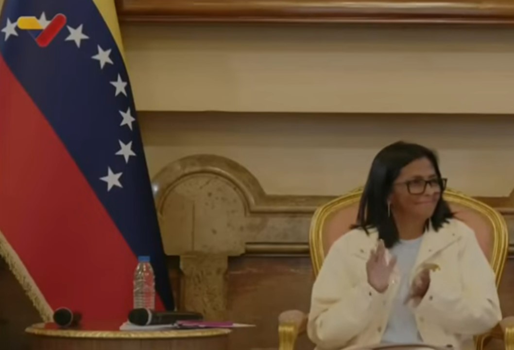 La paz no se decreta: mujeres, diálogo y poder en Venezuela