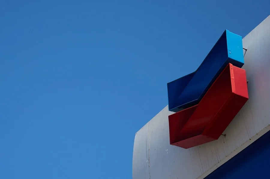 Logo_Chevron