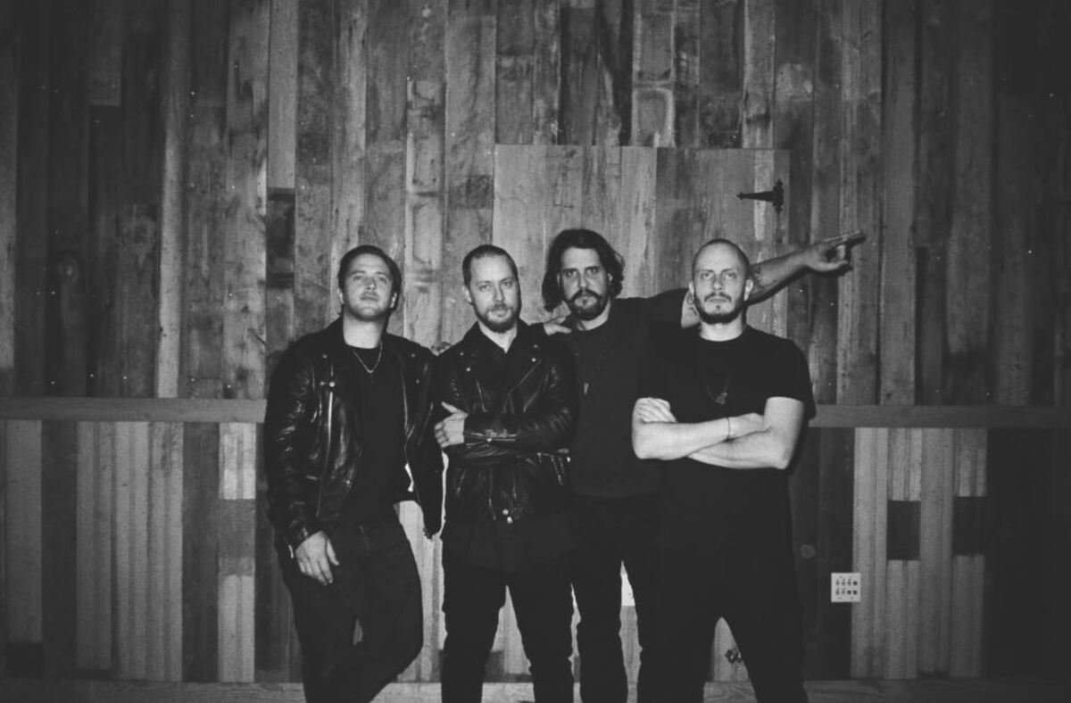 Viniloversus publica “Vértigo”, el adelanto de su próximo álbum