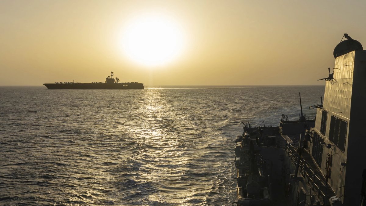 Irán vuelve a cerrar el estrecho de Ormuz ante el bloqueo de sus puertos por parte de EEUU