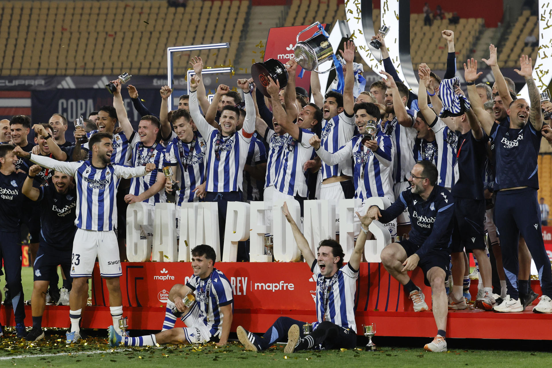 Aramburu y Herrera campeones: Real Sociedad venció en penales al Atletico en la Copa del Rey