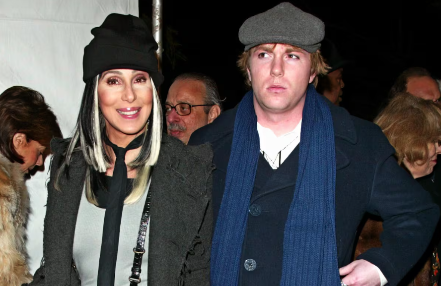 Cher solicita nuevamente la tutela de las finanzas de su hijo por su propensión a las drogas