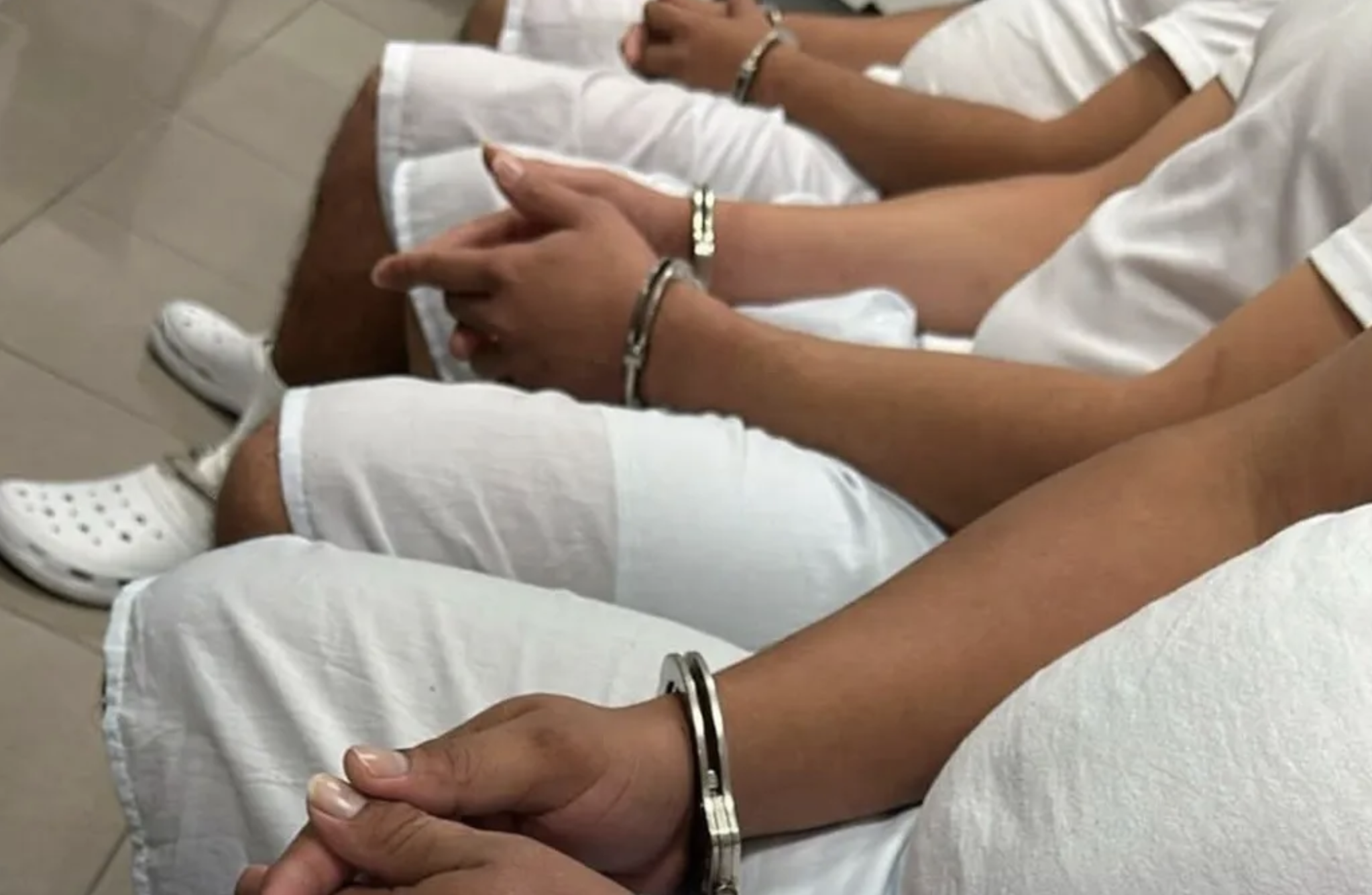 Más de 400 líderes pandilleros de la MS13 son juzgados en macroaudiencia en El Salvador