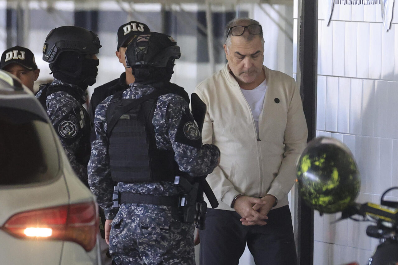 Panamá recibe extraditado desde Venezuela a sospechoso de Hizbulá por ataque aéreo de 1994