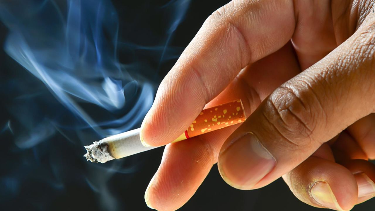 Reino Unido prohibirá la venta de cigarrillos a personas nacidas después de 2008