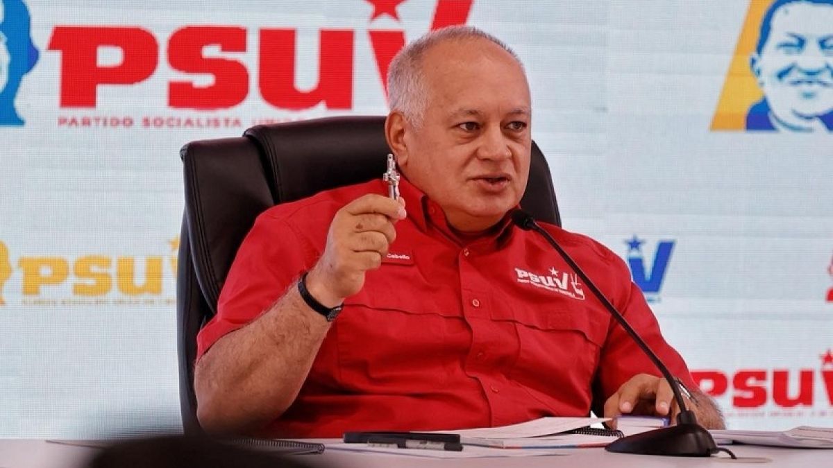 Diosdado Cabello arremete contra la Federación Médica por denuncias sobre crisis hospitalaria