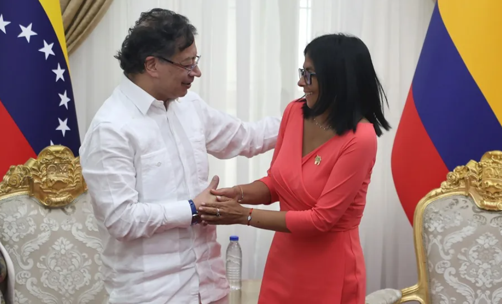 Colombia y Venezuela sellan alianza energética: gas y electricidad cruzarán la frontera