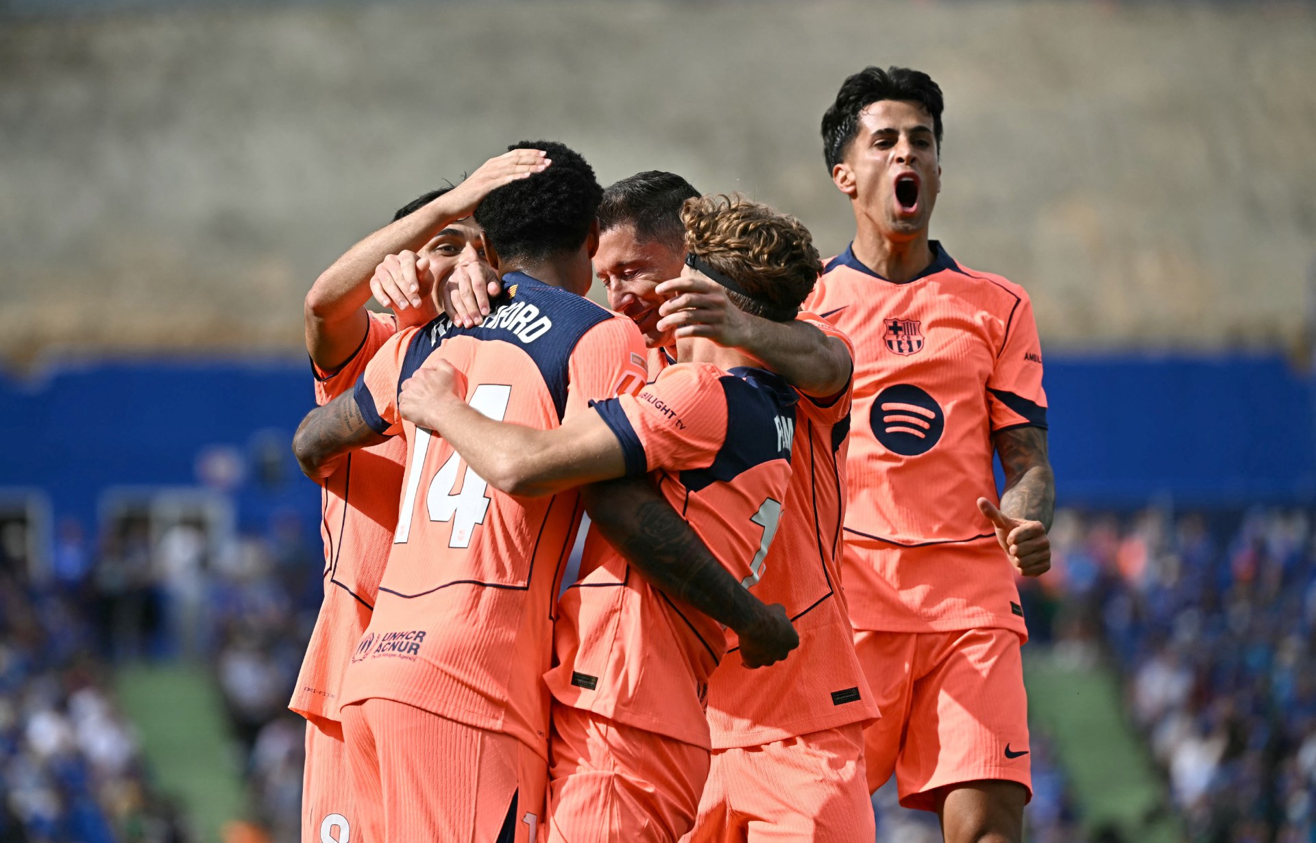 Barcelona liquidó al Getafe 2-0 y da otro paso hacia el título