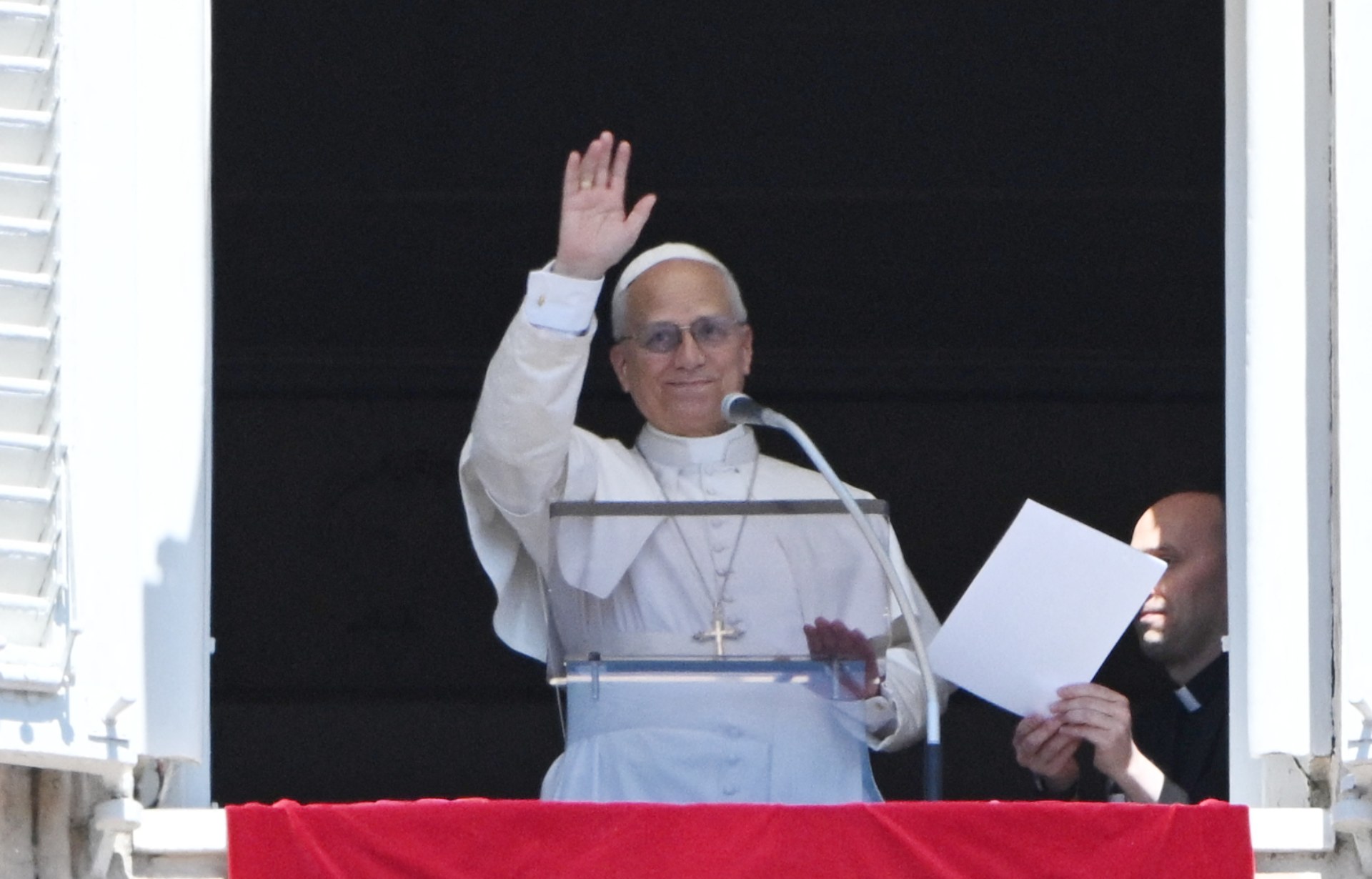 El Papa dice que la energía atómica solo debe usarse para la paz