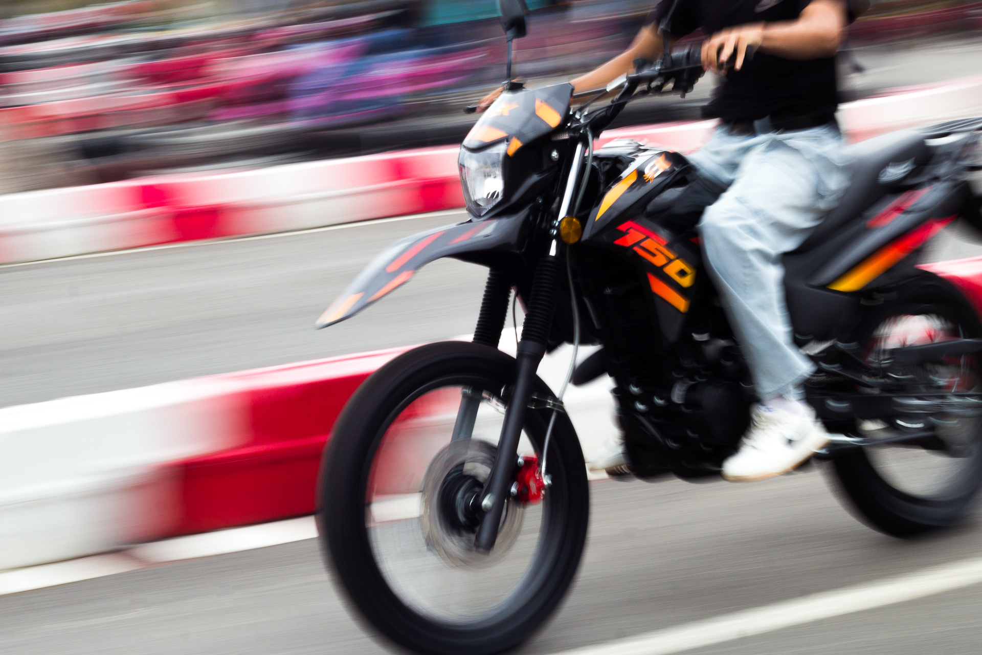Empire Keeway celebra su tercer EK Day con récord de asistencia y moto nueva