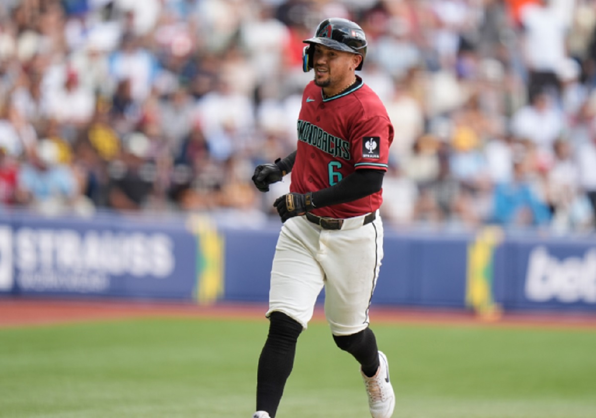 Ildemaro Vargas extiende su racha a 24 juegos y acecha el récord de Wilson Ramos