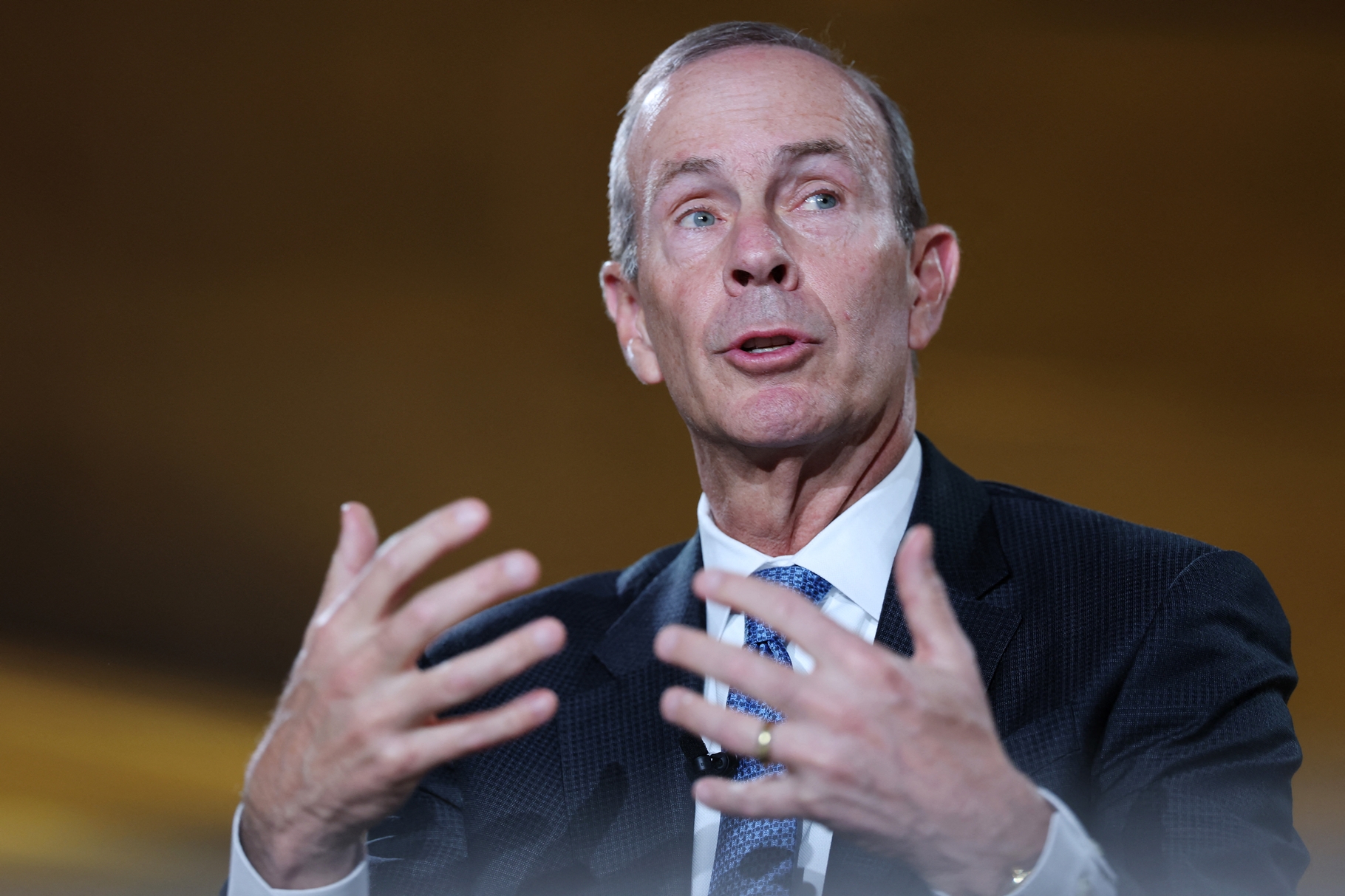 Director de Chevron advierte que aún falta trabajo para impulsar la inversión petrolera en Venezuela