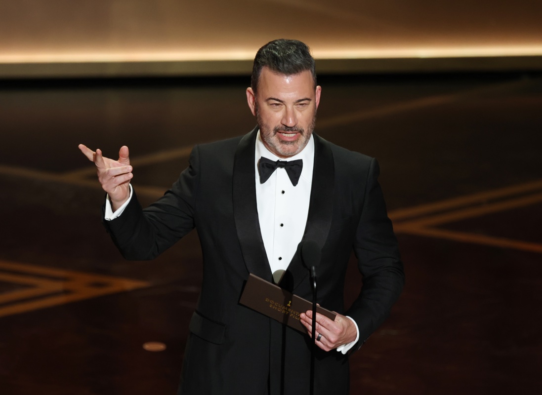Trump pide el despido de Jimmy Kimmel por su parodia sobre la Casa Blanca
