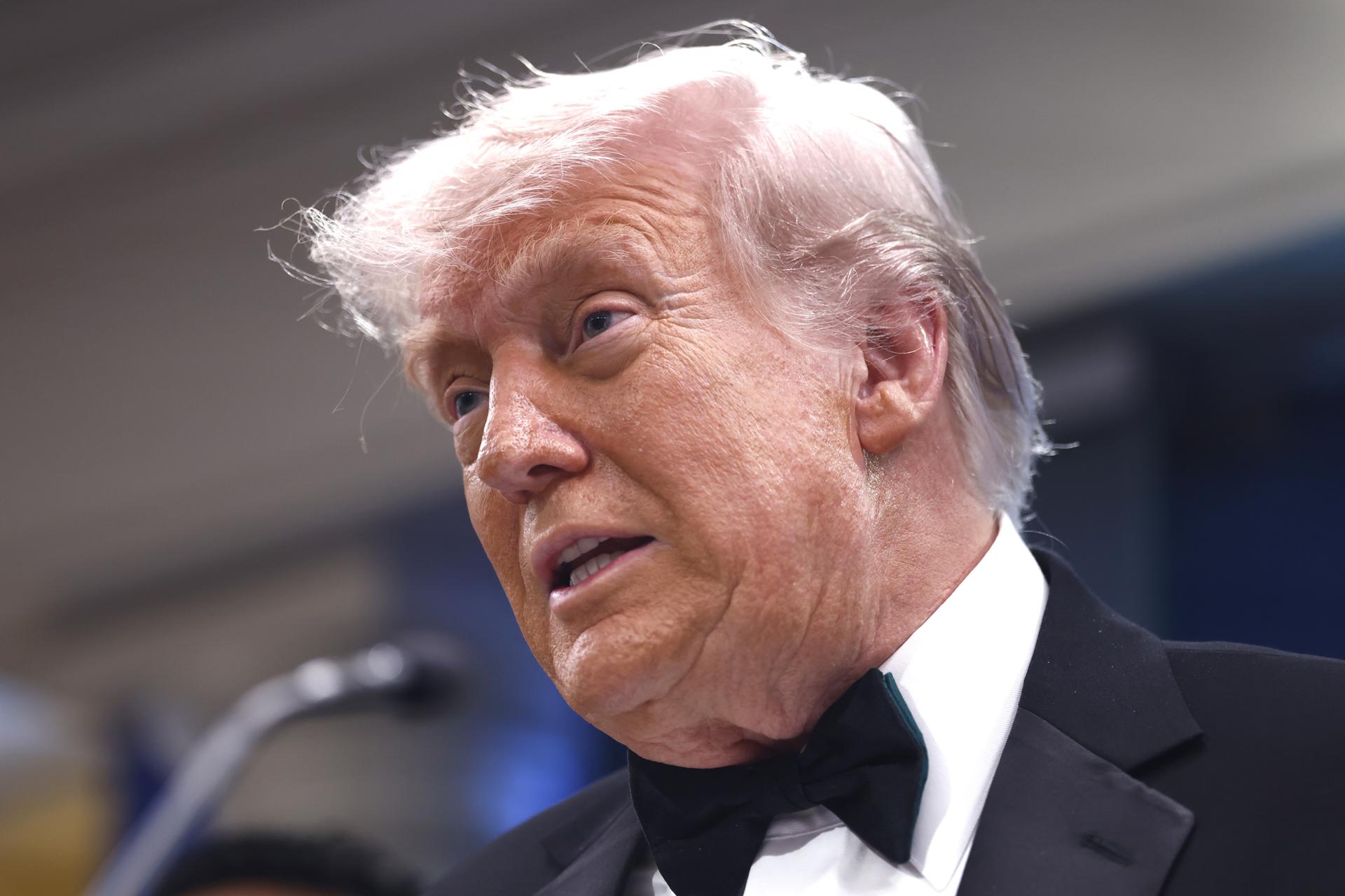 Senado de EE UU falla en intento de limitar posibles acciones militares de Trump en Cuba