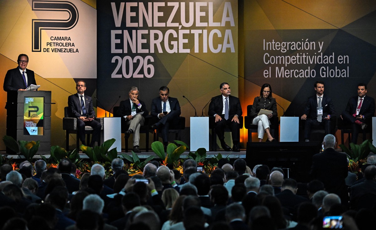 PDVSA busca socios tras repunte de producción y apertura a privados, pero persisten dudas sobre futuro de Venezuela: ¿Vale la pena invertir?