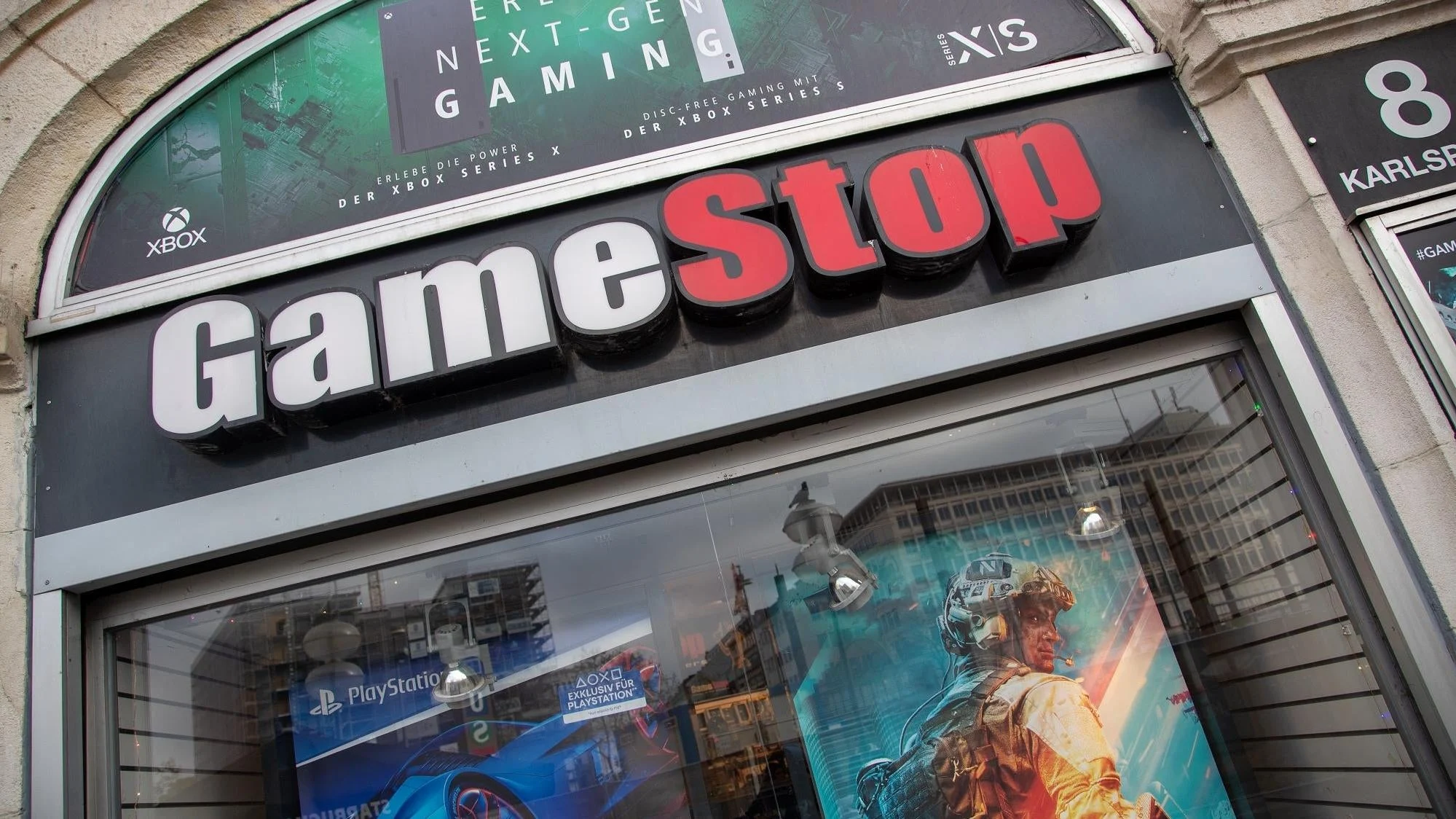 GameStop busca absorber a eBay para dominar el mercado