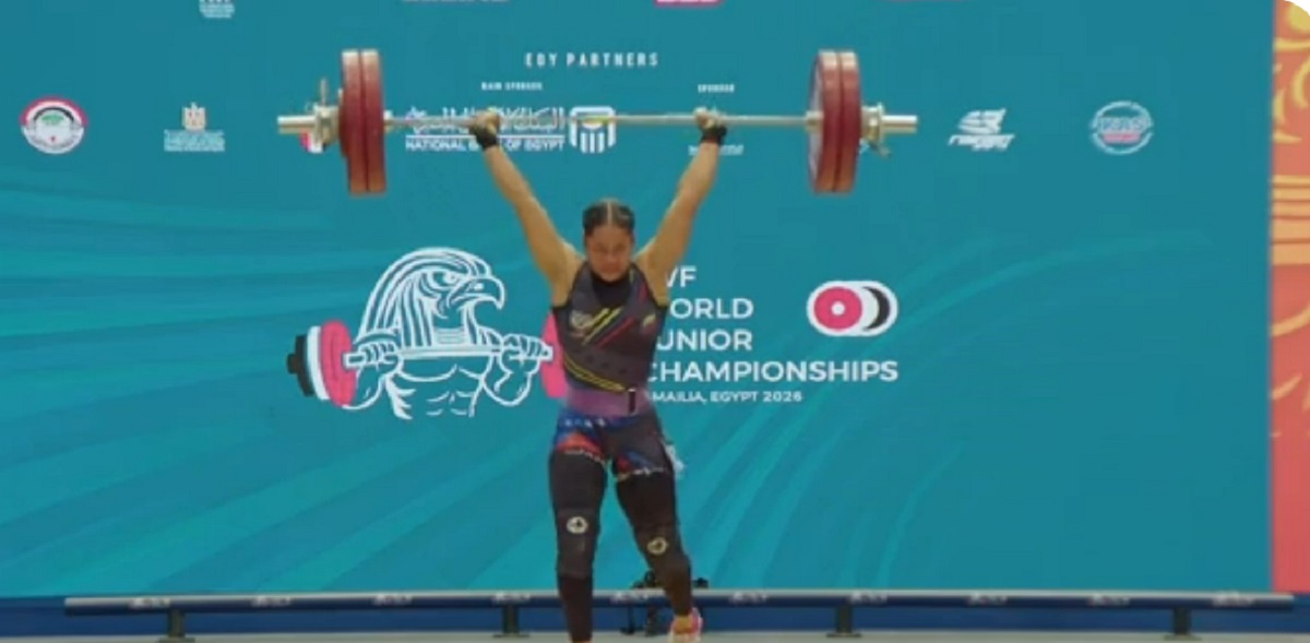 Claudia Rengifo se colgó el oro en el Mundial Junior de Halterofilia