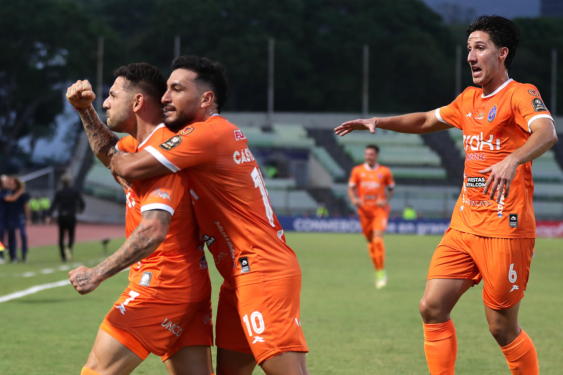 Deportivo La Guaira dejó ir la ventaja y empató con Bolívar por la Libertadores