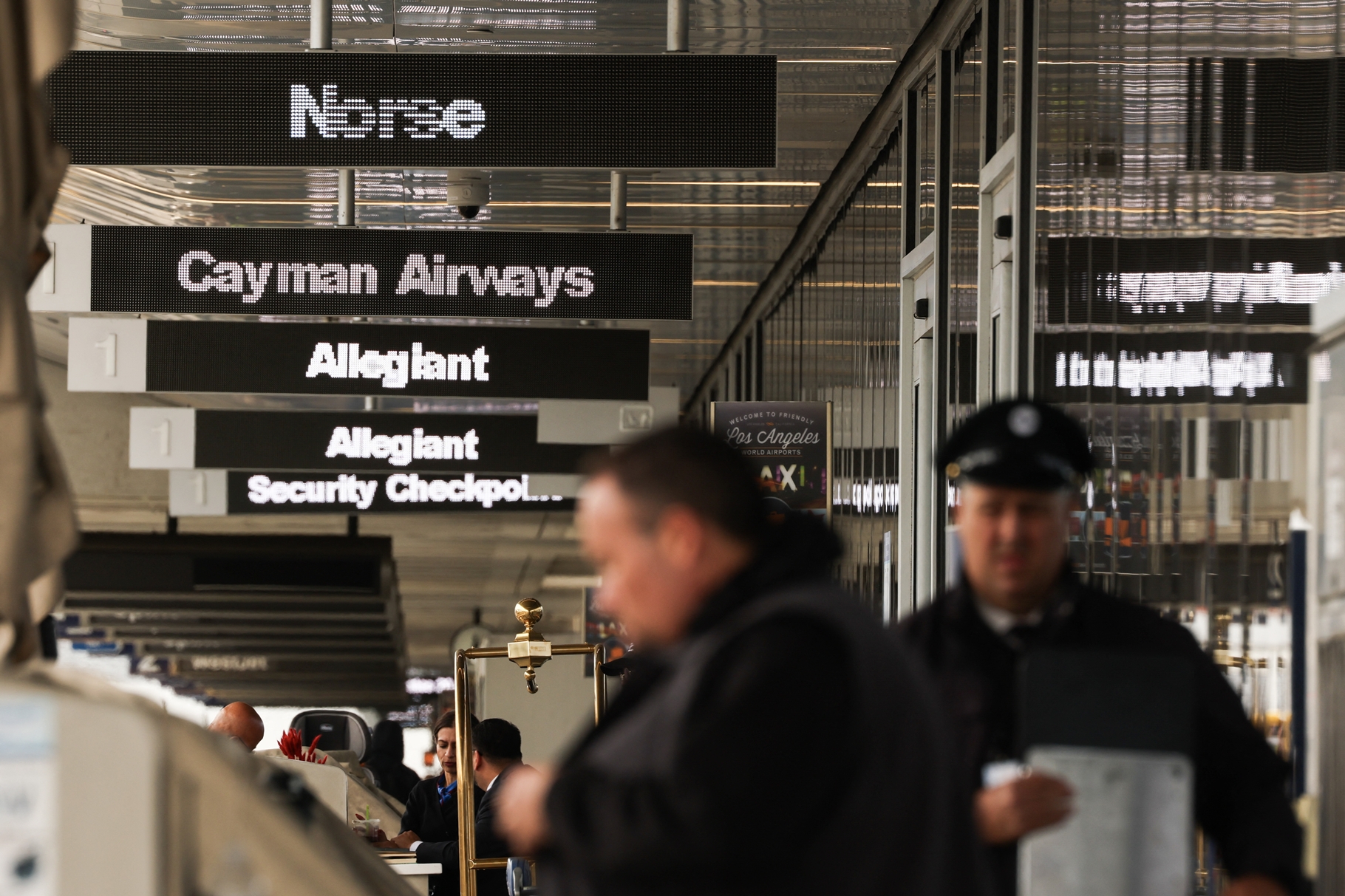 Crisis del combustible por la guerra en Irán obliga a las aerolíneas a recortar vuelos en mayo
