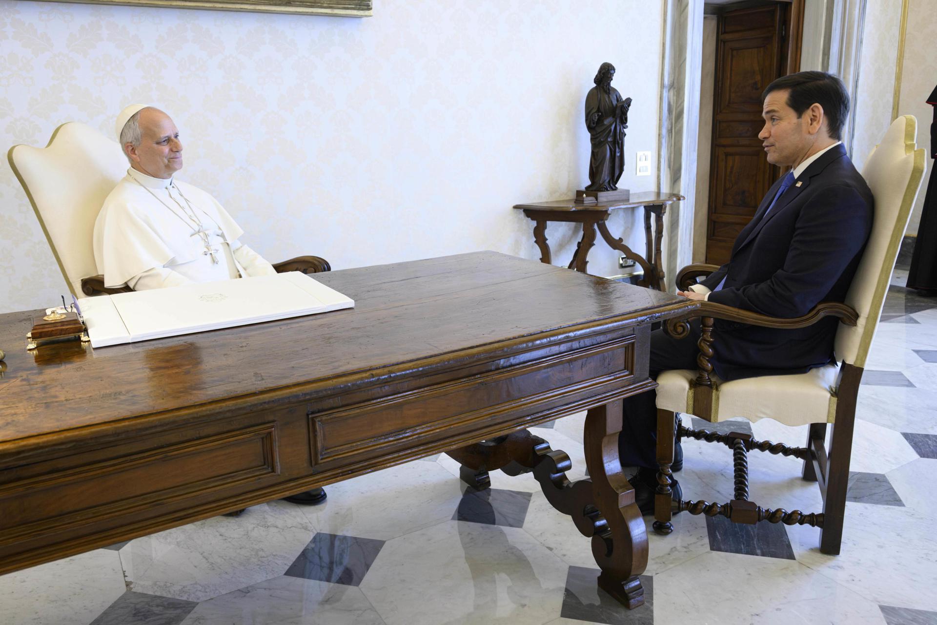 Marco Rubio manifiesta ante el Papa su compromiso por la paz y buena relación con el Vaticano